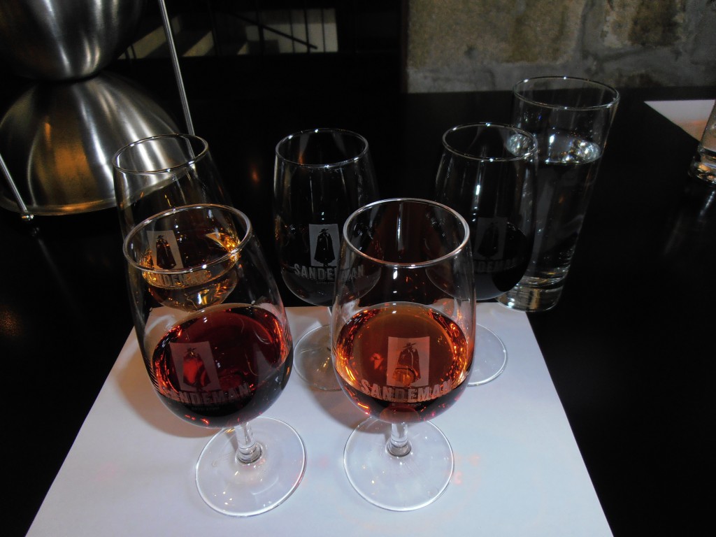 Our Sandeman Port tasting - from left to right starting from the back The Sandeman Apetiv, Sandeman Founders Reserve, Sandeman Vau Vintage Port 2003, Sandeman 10 Years old Tawny and Sandemans 20 Years old Tawny